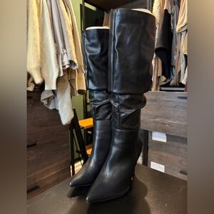 Women’s Black Knee-High Slouchy Heeled Boots